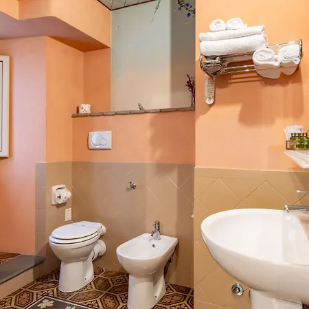 Bed & Breakfast L'antica Bifore Lucca