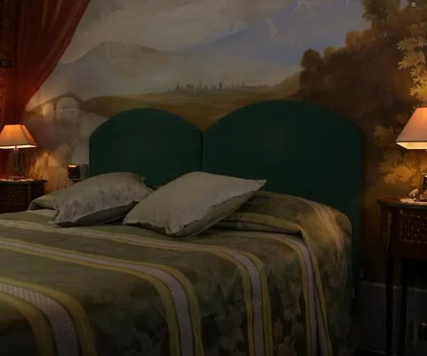 L'antica Bifore 루카