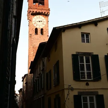 Bed & Breakfast L'antica Bifore Lucca