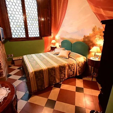 Couette-café L'antica Bifore Lucques