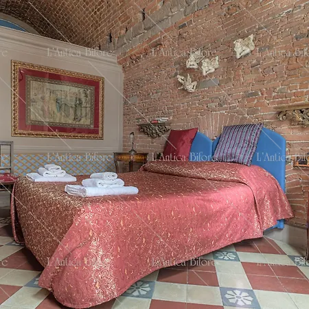 Couette-café L'antica Bifore 4*