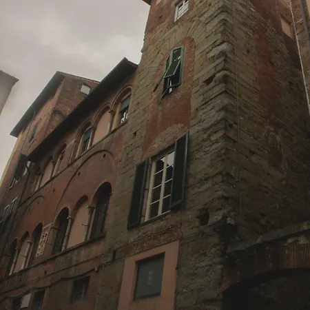 L'antica Bifore 4* Lucca