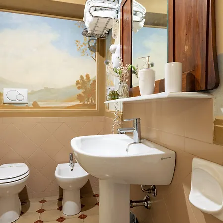 Bed & Breakfast L'antica Bifore Lucca