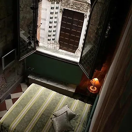 L'antica Bifore 4* Lucca