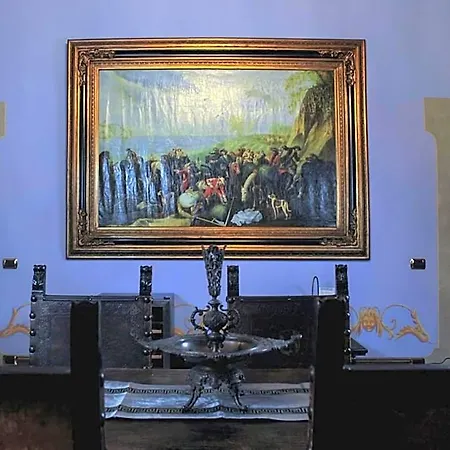 L'antica Bifore Lucques