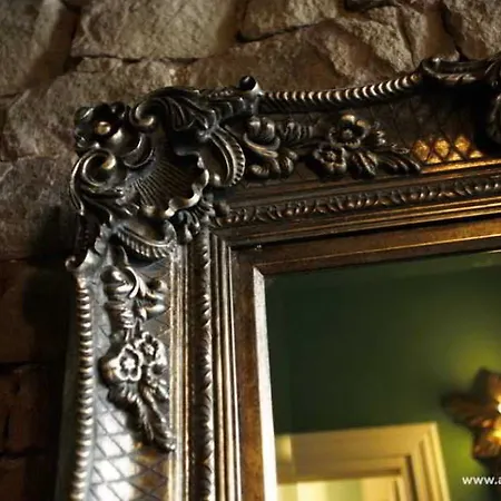 L'antica Bifore 2* Lucques